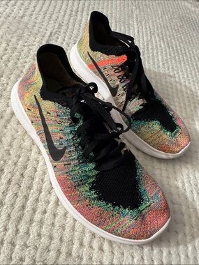 👟 EUC Nike Free RN Flyknit Rainbow Running Shoes – Girls Size 6Y